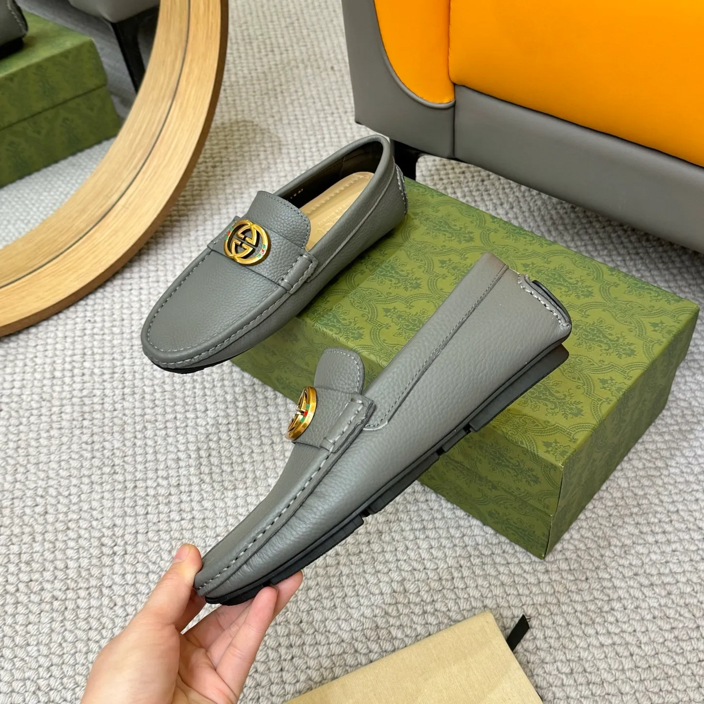 Men's shoes 💰420 (Yangli) Gucci* - the top version of Gucci classic beanie shoes! It is made of imported original cowhide and has a comfortable first layer of sheepskin lining! Original wear-resistant rubber outsole! High quality products! Size 38-46, with shoe dial, cloth bag, card
